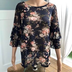 Nordstrom Bobeau Floral Ruffle Sleeve Top - S